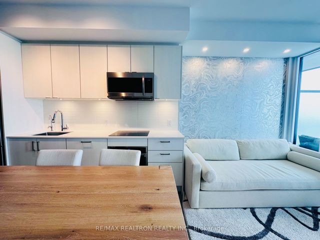 3608 - 1926 Lake Shore Blvd W