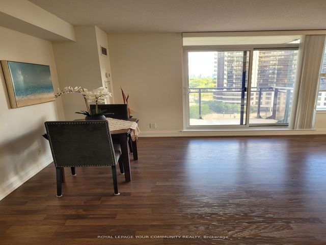704 - 55 De Boers Dr