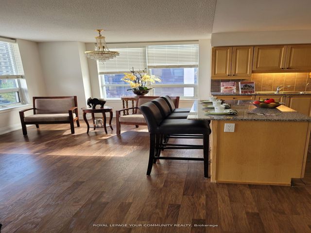 704 - 55 De Boers Dr