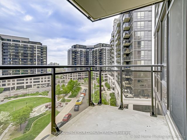 704 - 55 De Boers Dr
