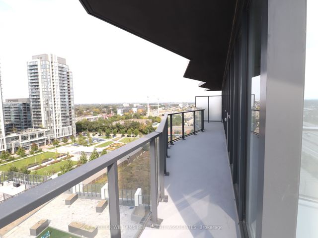 1203 - 36 Zorra St
