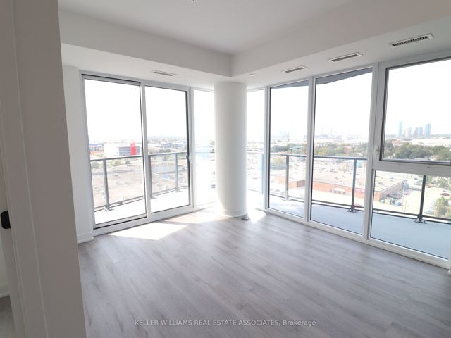 1203 - 36 Zorra St