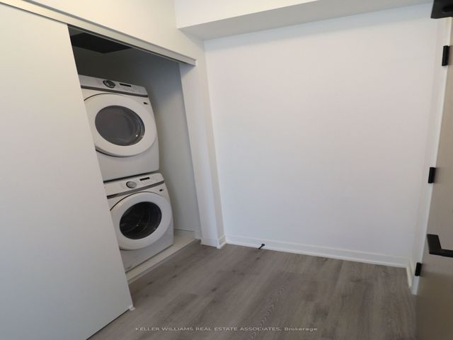 1203 - 36 Zorra St