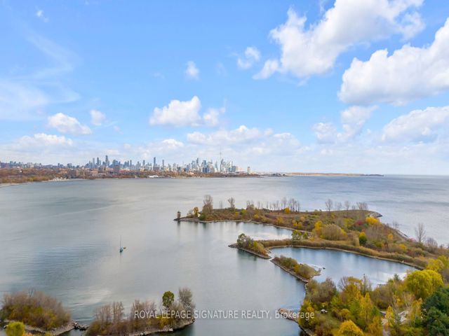 4503 - 20 Shore Breeze Dr