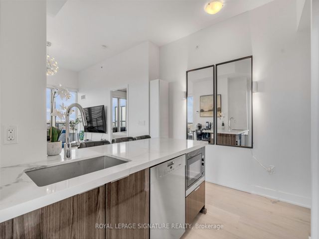 4503 - 20 Shore Breeze Dr
