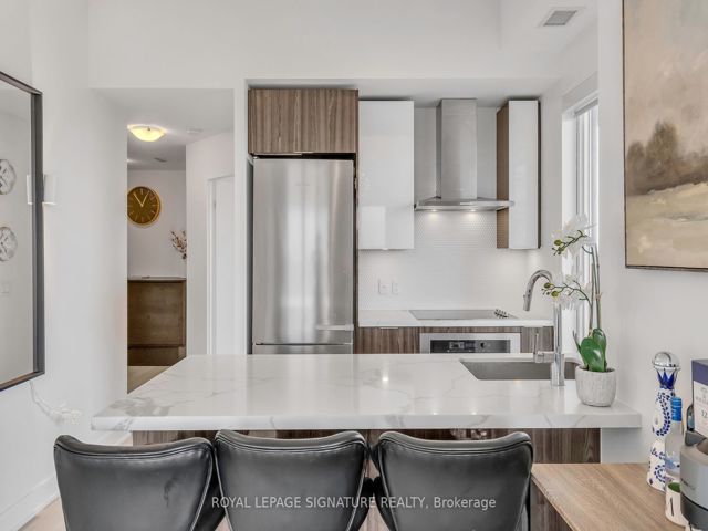 4503 - 20 Shore Breeze Dr