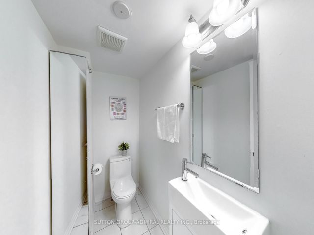 7 - 181 William Duncan Rd