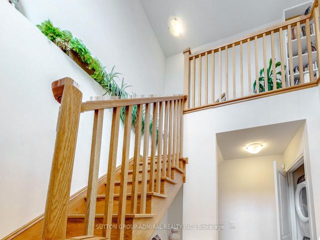 7 - 181 William Duncan Rd