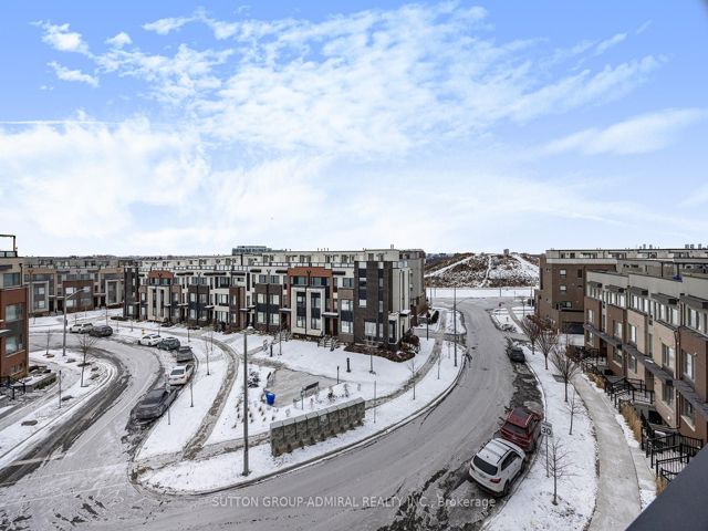 7 - 181 William Duncan Rd