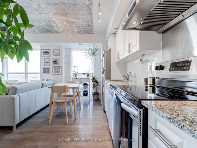 1205 - 3091 Dufferin St