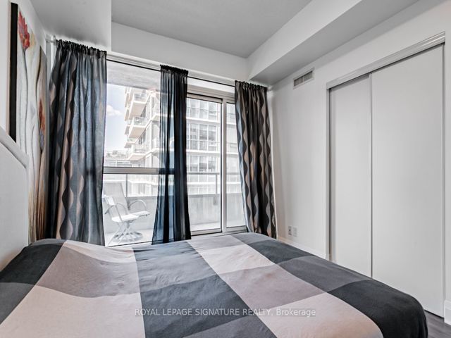 412 - 17 Zorra St