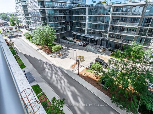 412 - 17 Zorra St