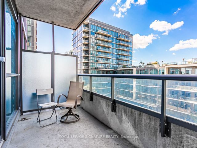 412 - 17 Zorra St