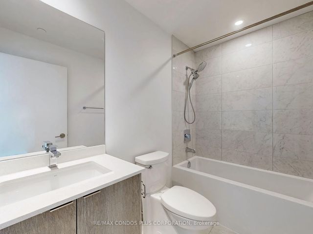 3701 - 1928 Lake Shore Blvd W