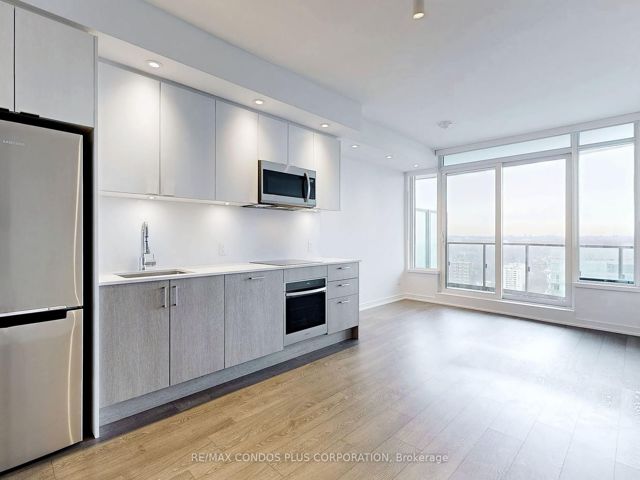 3701 - 1928 Lake Shore Blvd W