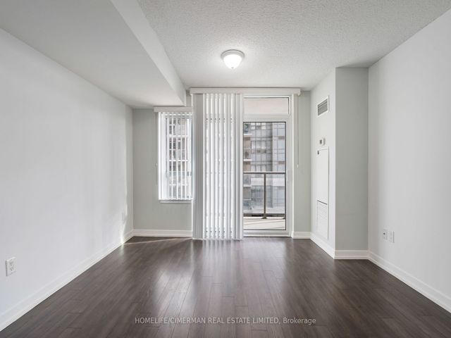 316 - 816 Lansdowne Ave