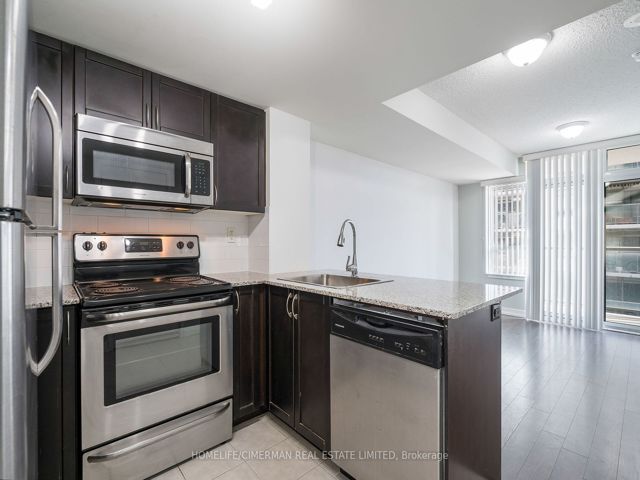 316 - 816 Lansdowne Ave