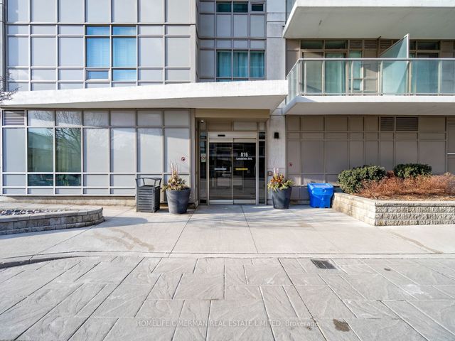 316 - 816 Lansdowne Ave