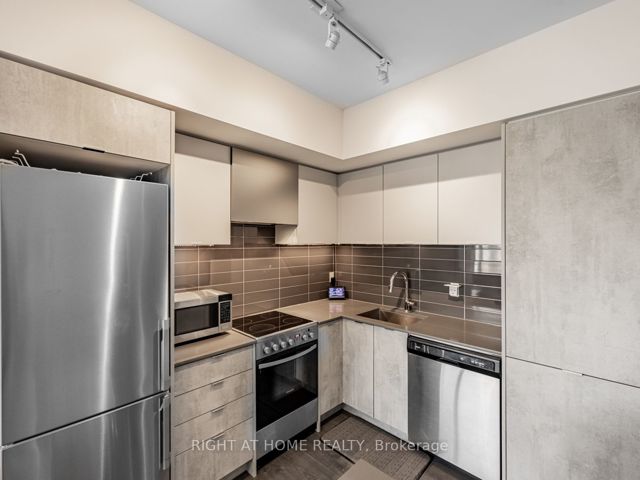 643 - 26 Gibbs Rd