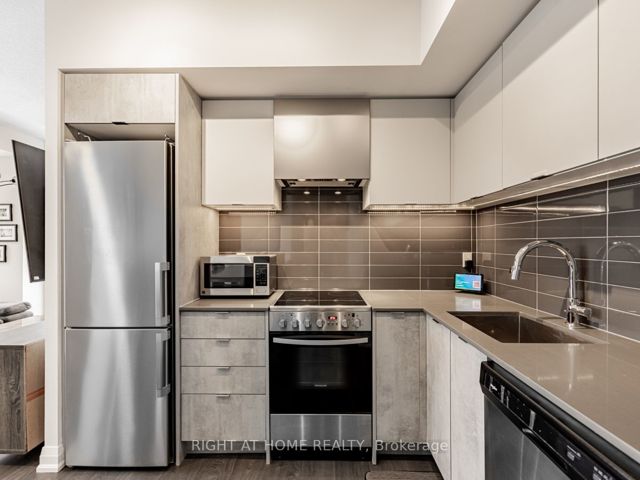 643 - 26 Gibbs Rd