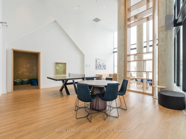 708 - 3100 Keele St