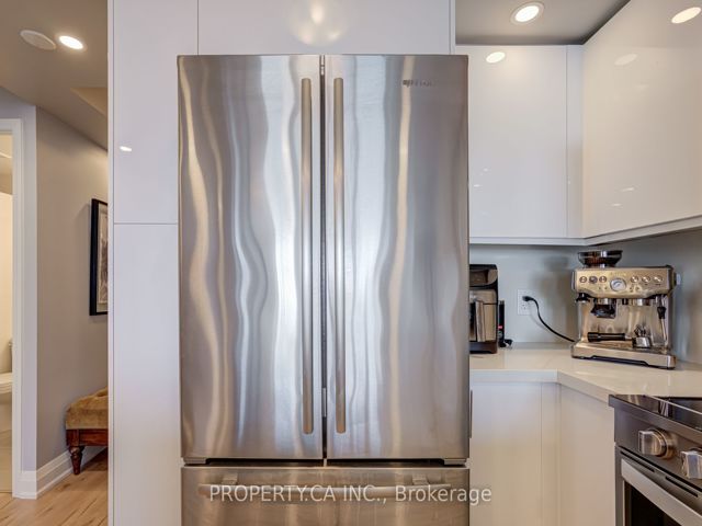1501 - 2230 Lake Shore Blvd W