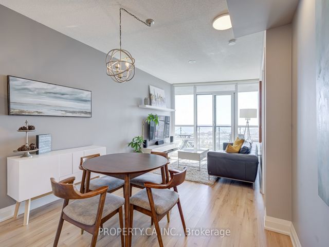 1501 - 2230 Lake Shore Blvd W