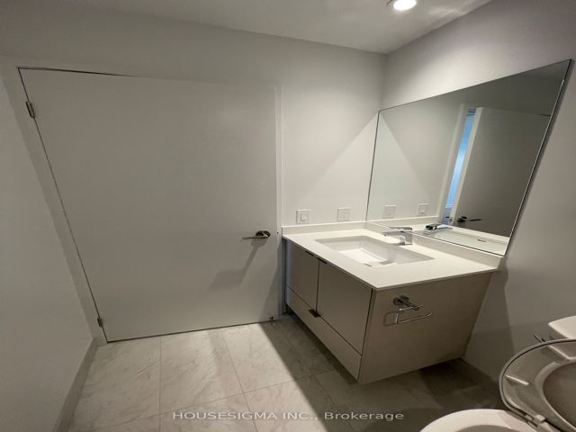 1506 - 1926 Lake Shore Blvd W