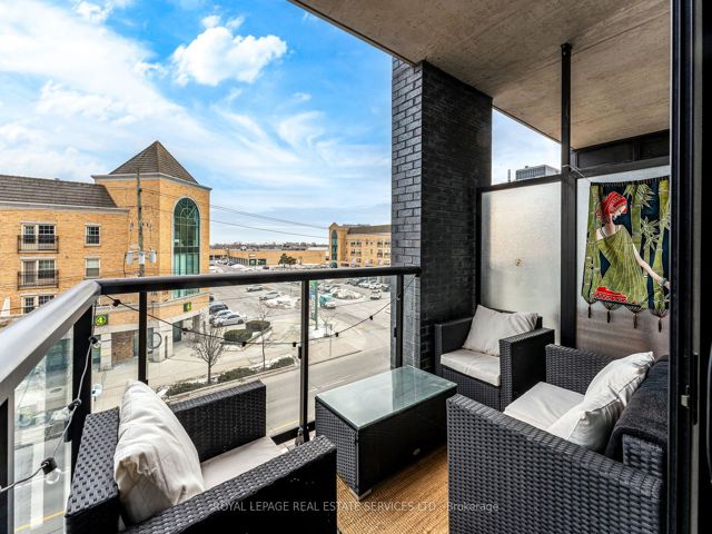 310 - 7 Smith Cres