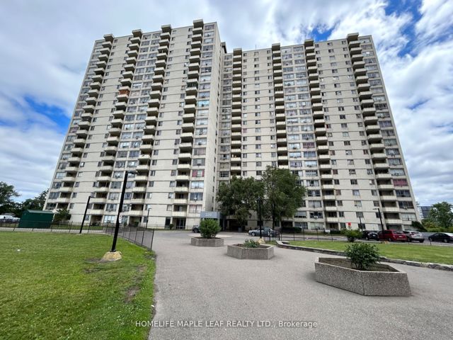 703 - 320 Dixon Rd