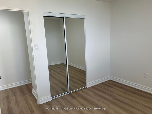 703 - 320 Dixon Rd
