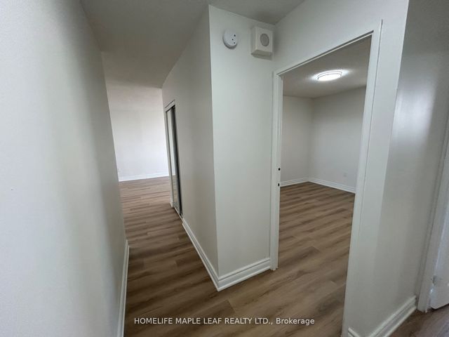 703 - 320 Dixon Rd