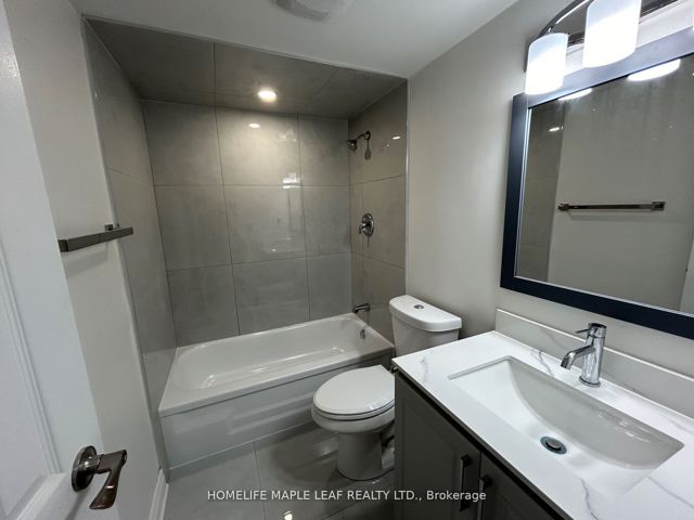 703 - 320 Dixon Rd