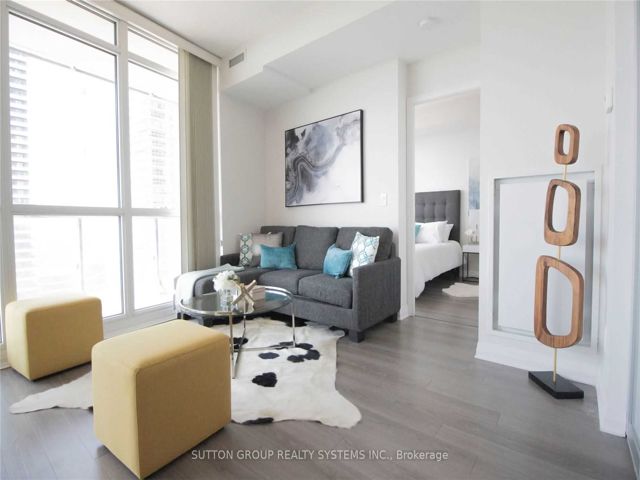 1505 - 59 Annie Craig Dr