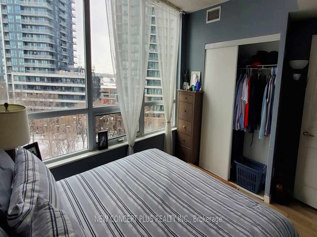 605 - 2230 Lake Shore Blvd W