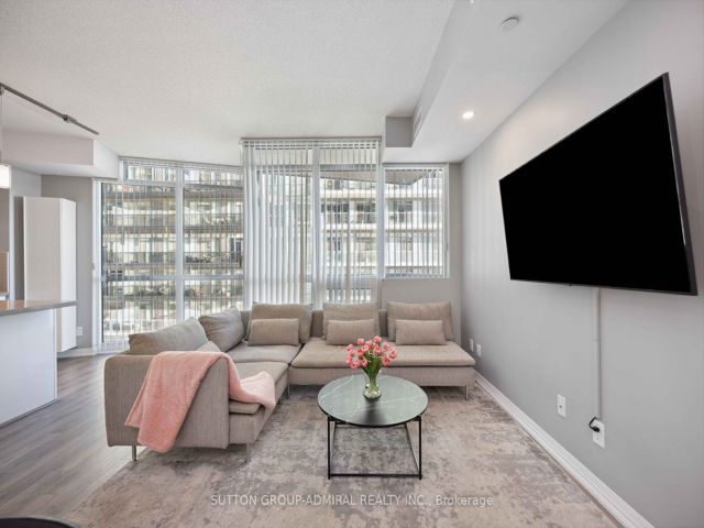 1201 - 59 Annie Craig Dr