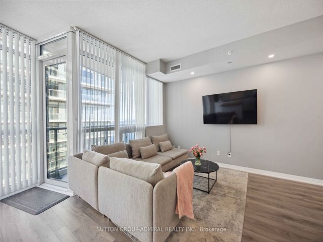 1201 - 59 Annie Craig Dr