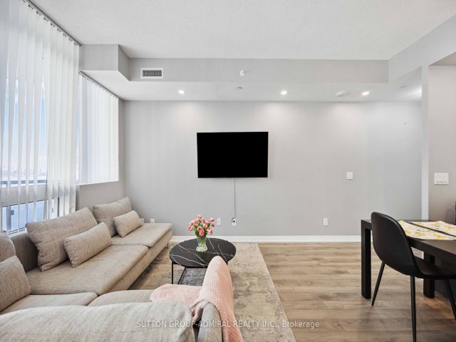 1201 - 59 Annie Craig Dr