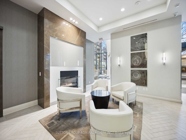 1201 - 59 Annie Craig Dr