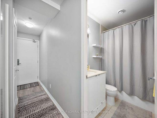 1201 - 59 Annie Craig Dr