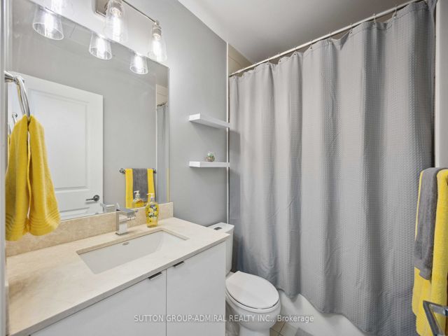 1201 - 59 Annie Craig Dr