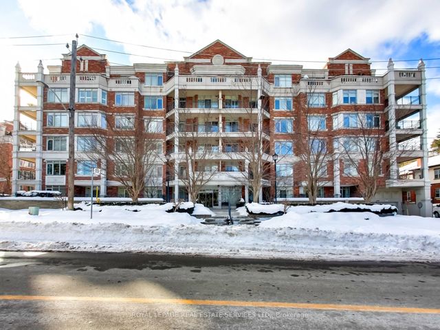 206 - 12 Old Mill Tr
