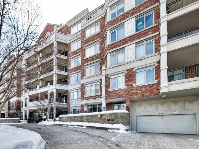 206 - 12 Old Mill Tr