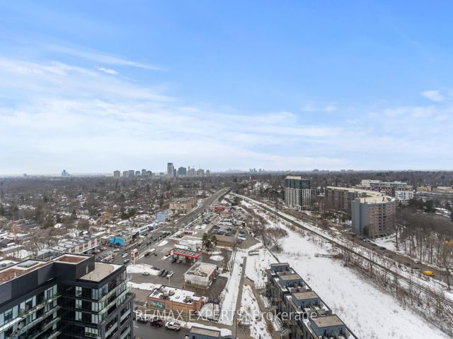 1909 - 20 Brin Dr