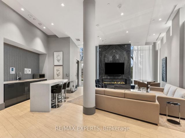 1909 - 20 Brin Dr