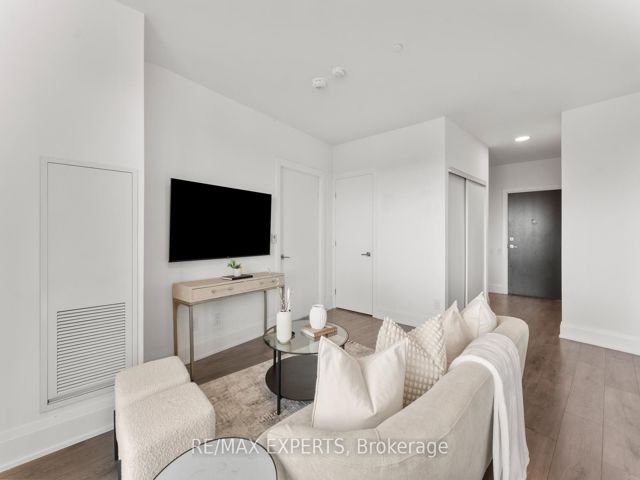 1909 - 20 Brin Dr