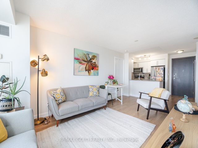 2350 - 25 Viking Lane