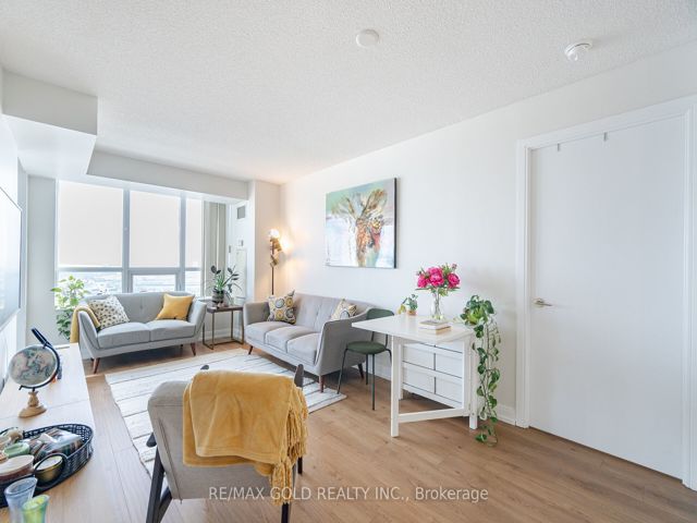 2350 - 25 Viking Lane