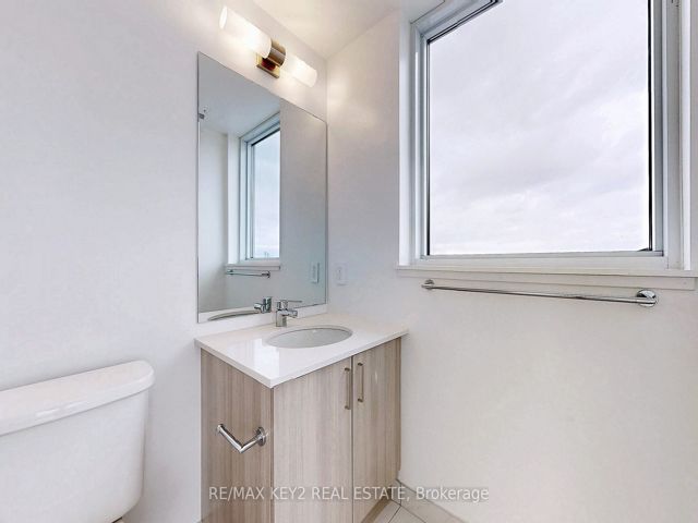 608 - 556 Marlee Ave