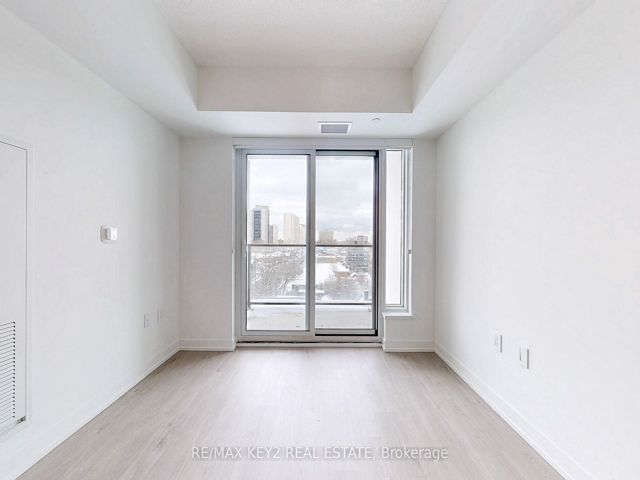 608 - 556 Marlee Ave